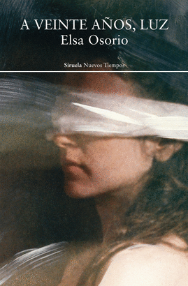 A VEINTE AÑOS LUZ